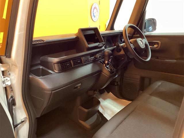 Ｎ－ＢＯＸカスタム ベースグレード　バックカメラ　両側スライド・片側電動　クリアランスソナー　オートクルーズコントロール　レーンアシスト　オートライト　スマートキー　アイドリングストップ　電動格納ミラー　ベンチシート　ＣＶＴ　ＥＳＣ（13枚目）