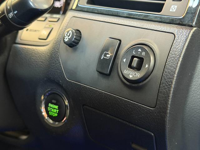 クラウン アスリート プレミアムエディション サンルーフ フルエアロ 社外マフラー 車高調 トラフィックスター19インチ Revier流星テールランプ ダッシュボードリペア済み HDDナビ Bluetooth再生加工済み 2色切り替えフォグランプ(23枚目)