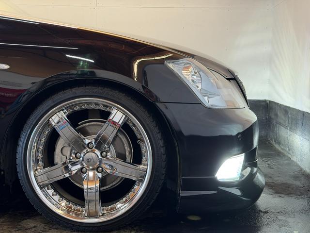 クラウン アスリート プレミアムエディション サンルーフ フルエアロ 社外マフラー 車高調 トラフィックスター19インチ Revier流星テールランプ ダッシュボードリペア済み HDDナビ Bluetooth再生加工済み 2色切り替えフォグランプ(31枚目)