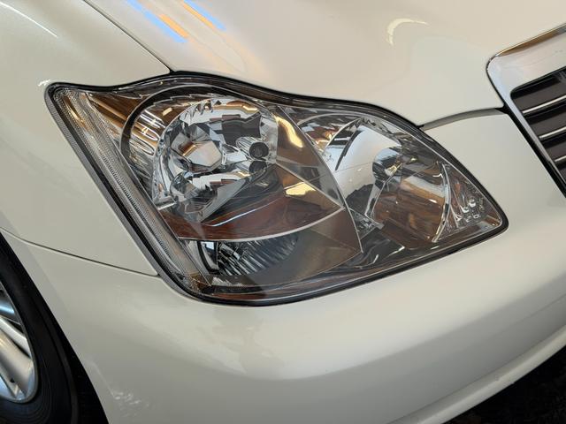 クラウン ロイヤルサルーン　後期モデル　ＨＤＤマルチナビ　バックカメラ　ＥＴＣ　ＨＩＤヘッドライト　フォグランプ　ＬＥＤテールランプ　スマートキー　プッシュスタート　オートエアコン　パワーシート（24枚目）