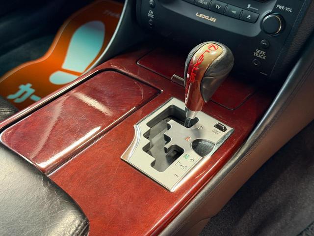 ＧＳ ＧＳ３５０　バージョンＩ　後期　ＷＯＲＫ　ＺＥＡＳＴ１９インチ　ＴＥＩＮ車高調　ローダウン　革シート　シートヒーター　ヘッドライト＆テールランプスモーク加工　ＨＤＤナビ　バックカメラ　ＥＴＣ　スマートキー　車検Ｒ９年４月（21枚目）