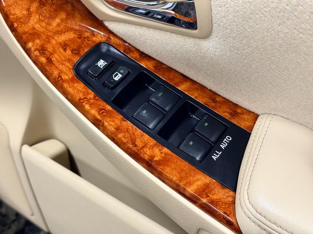 ���S�Ԃ������̃{�f�B�E�C���e���A�N���[�j���O�{�H�ς݂ł��I�����X�𒸂������q�l�ɂ͂悭�A�u�v���Ă�����肸�����Y�킾�ˁI�v�Ɗ��������������������܂���