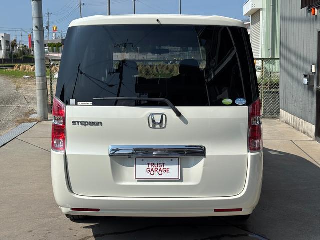 ステップワゴン Ｇ　ＨＤＤナビ　スマートスタイルエディション　１年保証付き・ＨＤＤナビ・フルセグＴＶ・バックカメラ・ＥＴＣ・両側電動スライドドア・スマートキー・オートエアコン・純正ＨＩＤ（11枚目）