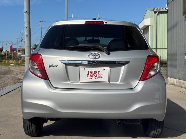 ヴィッツ U 1年保証付き・HDDナビ・TV・バックカメラ・ETC・ドライブレコーダー・Bluetooth・オートエアコン・プッシュスタート・スマートキー・スペアキー・AIS検査済(21枚目)