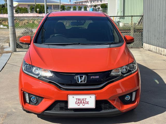 フィット RS 1年保証付き・SDナビ・フルセグTV・バックカメラ・ETC・Bluetooth・プッシュスタート・スマートキー・アイドリング・純正AW・AIS検査済(4枚目)