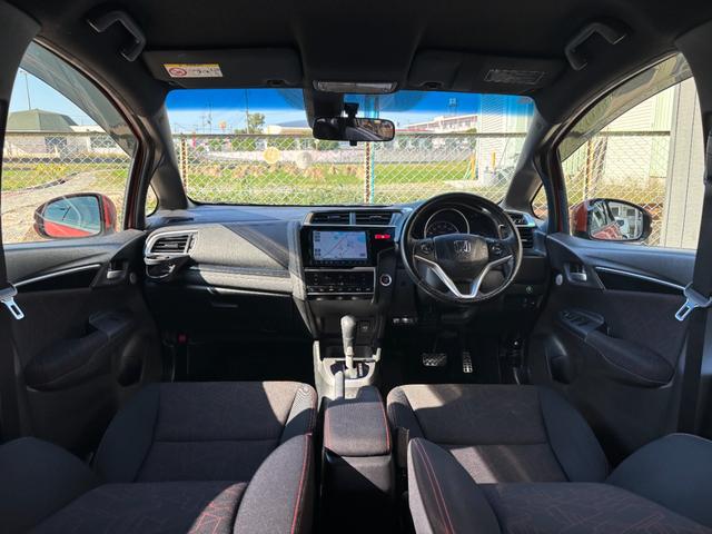 フィット RS 1年保証付き・SDナビ・フルセグTV・バックカメラ・ETC・Bluetooth・プッシュスタート・スマートキー・アイドリング・純正AW・AIS検査済(15枚目)