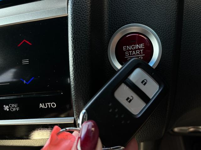 フィット RS 1年保証付き・SDナビ・フルセグTV・バックカメラ・ETC・Bluetooth・プッシュスタート・スマートキー・アイドリング・純正AW・AIS検査済(44枚目)