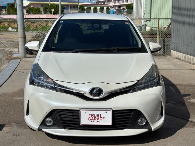 ヴィッツ 1.3F LEDエディション・1年保証付き・SDナビ・フルセグTV・バックカメラ・Bluetooth・ETC・アイドリングストップ・プッシュスタート・スマートキー・純正LED・AIS検査済(4枚目)