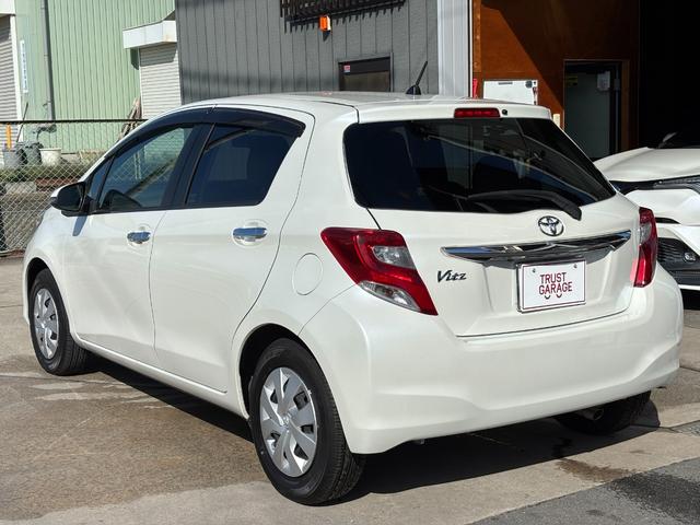 ヴィッツ 1.3F LEDエディション・1年保証付き・SDナビ・フルセグTV・バックカメラ・Bluetooth・ETC・アイドリングストップ・プッシュスタート・スマートキー・純正LED・AIS検査済(10枚目)