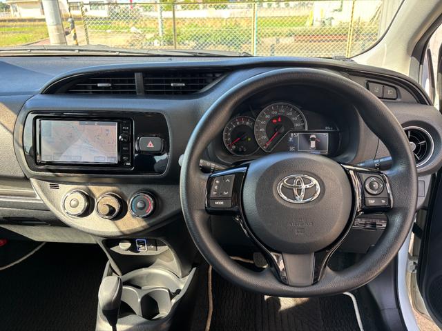 ヴィッツ 1.3F LEDエディション・1年保証付き・SDナビ・フルセグTV・バックカメラ・Bluetooth・ETC・アイドリングストップ・プッシュスタート・スマートキー・純正LED・AIS検査済(16枚目)