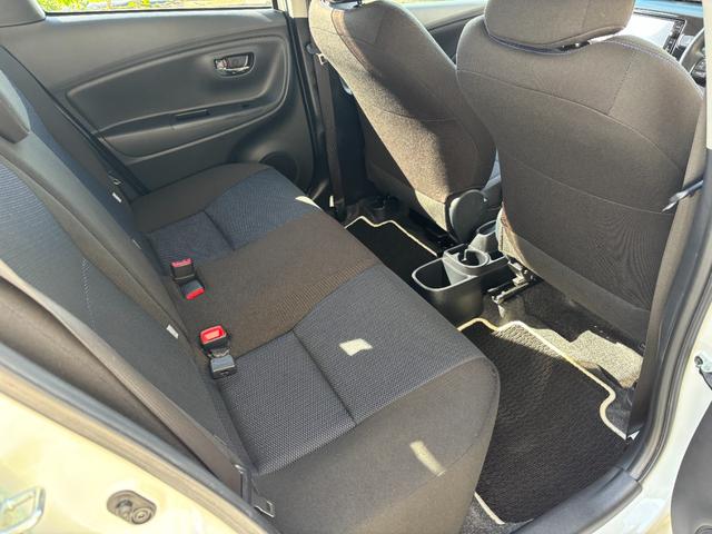 ヴィッツ 1.3F LEDエディション・1年保証付き・SDナビ・フルセグTV・バックカメラ・Bluetooth・ETC・アイドリングストップ・プッシュスタート・スマートキー・純正LED・AIS検査済(26枚目)