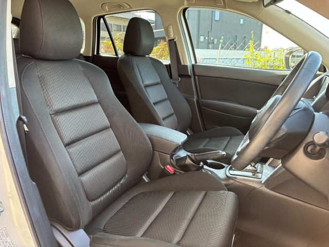 ＣＸ－５ ＸＤ　１年保証付き・ＳＤナビ・フルセグＴＶ・バック・サイドカメラ・Ｂｌｕｅｔｏｏｔｈ・ＥＴＣ・クルーズコントロール・プッシュスタート・スマートキー・純正ＡＷ（13枚目）