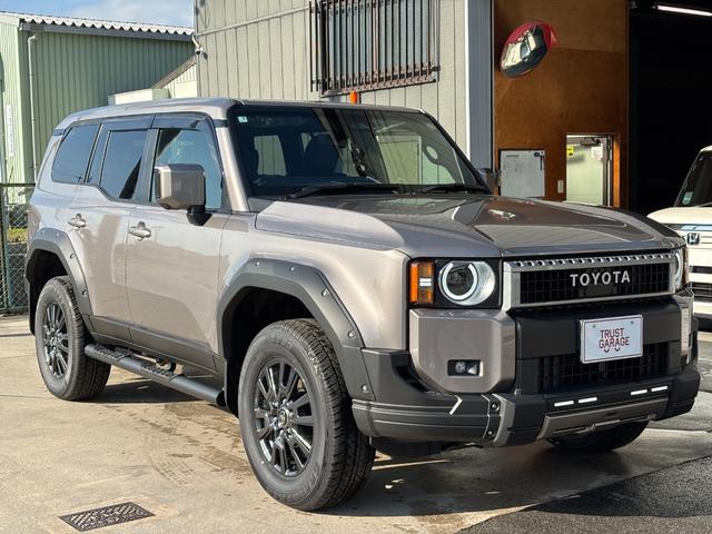 ランドクルーザー２５０ ＶＸ　新車保証付・丸目・ＪＡＯＳ・ディスプレイオーディオ・フルセグＴＶ・パノラミックビューモニター・デジタルインナーミラー・サンルーフ・電動リアゲート・ＥＴＣ・シートヒーター・フロント・サイド・バックカメラ（18枚目）