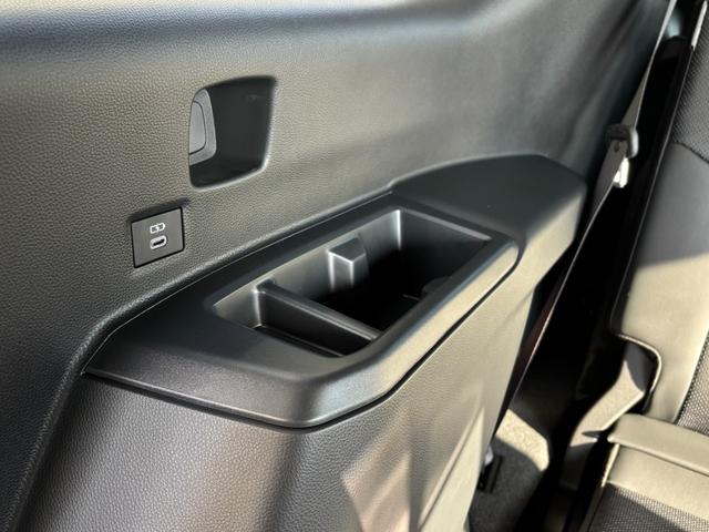 ランドクルーザー２５０ ＶＸ　新車保証付・丸目・ＪＡＯＳ・ディスプレイオーディオ・フルセグＴＶ・パノラミックビューモニター・デジタルインナーミラー・サンルーフ・電動リアゲート・ＥＴＣ・シートヒーター・フロント・サイド・バックカメラ（35枚目）