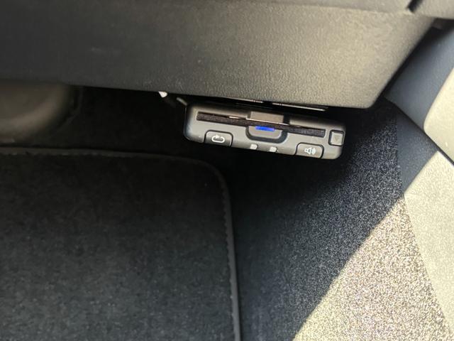 モデル３ ロングレンジ　ＡＷＤ　オートパイロット・クルーズコントール・ワンオーナー・本革シート・電動シート・フロント・サイド・バックカメラ・ガラスルーフ・電動シート・シートヒーター・ＬＥＤヘッドライト（44枚目）