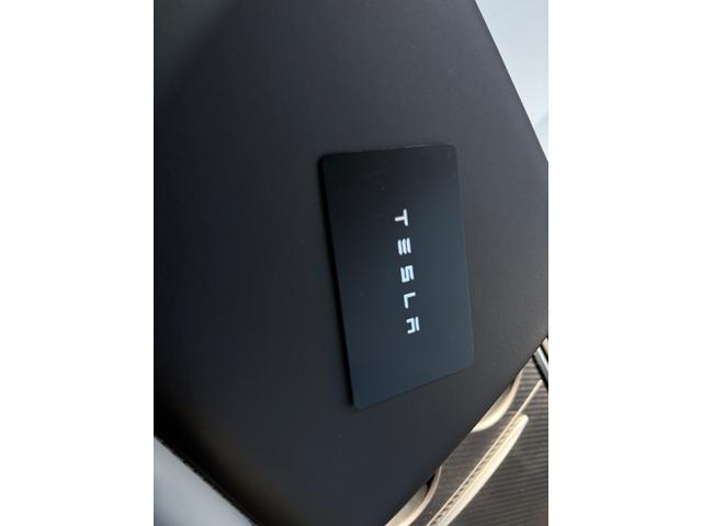 モデル３ ロングレンジ　ＡＷＤ　オートパイロット・クルーズコントール・ワンオーナー・本革シート・電動シート・フロント・サイド・バックカメラ・ガラスルーフ・電動シート・シートヒーター・ＬＥＤヘッドライト（46枚目）
