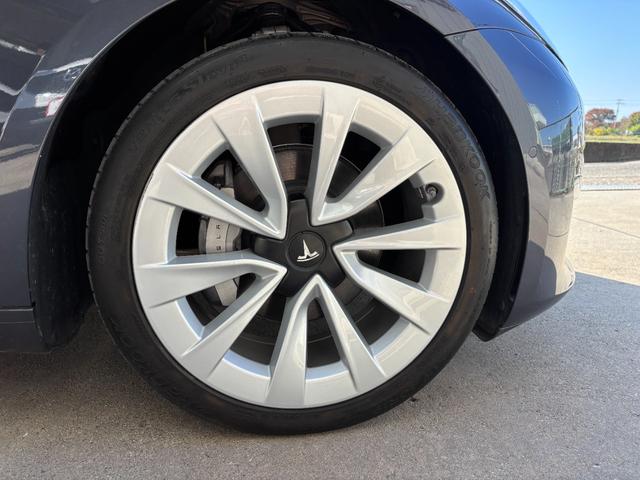 モデル３ ロングレンジ　ＡＷＤ　オートパイロット・クルーズコントール・ワンオーナー・本革シート・電動シート・フロント・サイド・バックカメラ・ガラスルーフ・電動シート・シートヒーター・ＬＥＤヘッドライト（49枚目）