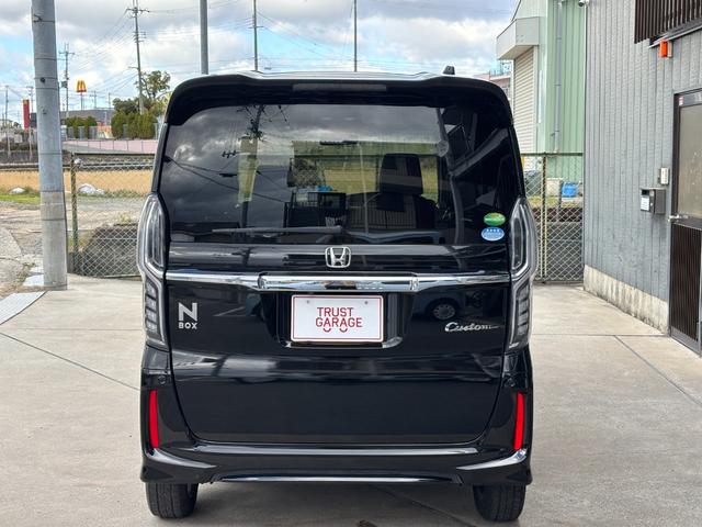 N-BOX G・Lホンダセンシング 1年保証付き・SDナビ・TV・バックカメラ・Bluetooth・ETC・片側電動スライドドア・アイドリングストップ車・スマートキー(11枚目)