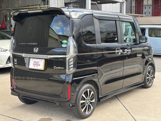 N-BOX G・Lホンダセンシング 1年保証付き・SDナビ・TV・バックカメラ・Bluetooth・ETC・片側電動スライドドア・アイドリングストップ車・スマートキー(12枚目)