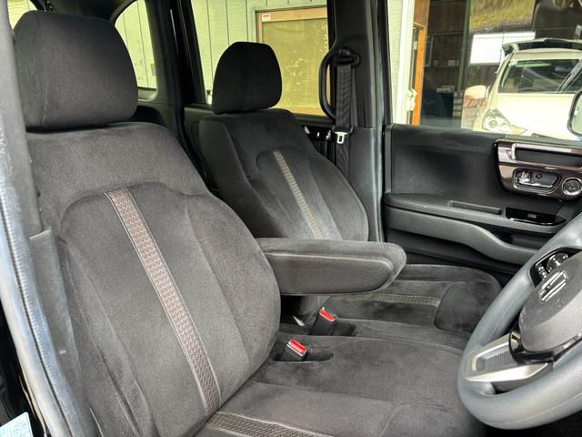 N-BOX G・Lホンダセンシング 1年保証付き・SDナビ・TV・バックカメラ・Bluetooth・ETC・片側電動スライドドア・アイドリングストップ車・スマートキー(13枚目)