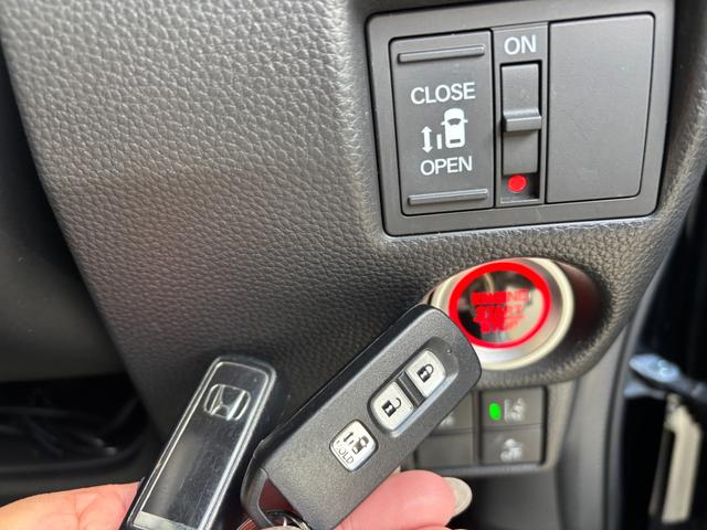 N-BOX G・Lホンダセンシング 1年保証付き・SDナビ・TV・バックカメラ・Bluetooth・ETC・片側電動スライドドア・アイドリングストップ車・スマートキー(42枚目)