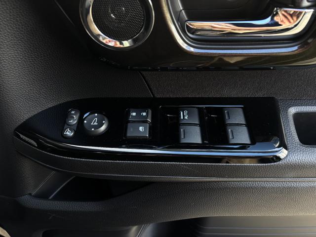 N-BOX G・Lホンダセンシング 1年保証付き・SDナビ・TV・バックカメラ・Bluetooth・ETC・片側電動スライドドア・アイドリングストップ車・スマートキー(43枚目)