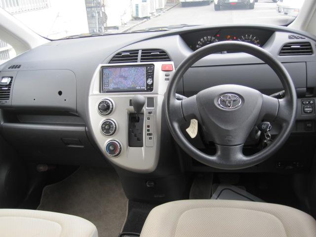 ラクティス Ｘ　ウェルキャブ車いす仕様Ｉリヤシート無定員４名　リアスロープタイプ　ナビ　バックカメラ　ＥＴＣ（10枚目）