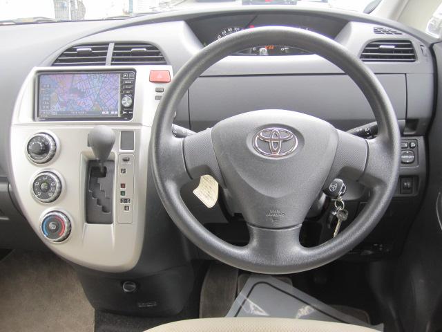 ラクティス Ｘ　ウェルキャブ車いす仕様Ｉリヤシート無定員４名　リアスロープタイプ　ナビ　バックカメラ　ＥＴＣ（11枚目）