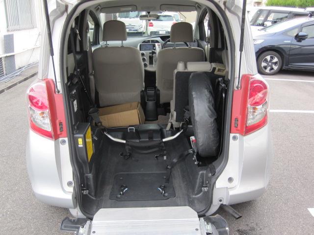 ラクティス Ｘ　ウェルキャブ車いす仕様Ｉリヤシート無定員４名　リアスロープタイプ　ナビ　バックカメラ　ＥＴＣ（20枚目）