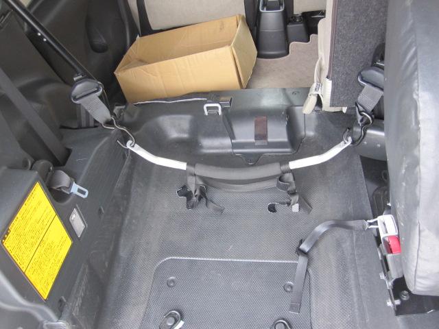 ラクティス Ｘ　ウェルキャブ車いす仕様Ｉリヤシート無定員４名　リアスロープタイプ　ナビ　バックカメラ　ＥＴＣ（21枚目）