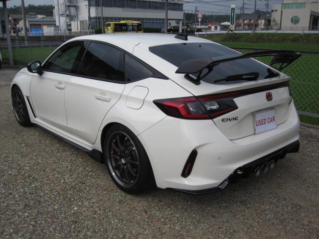 シビック タイプR タイプR(4名)スプーンサス モデューロカーボンリアスポ(6枚目)