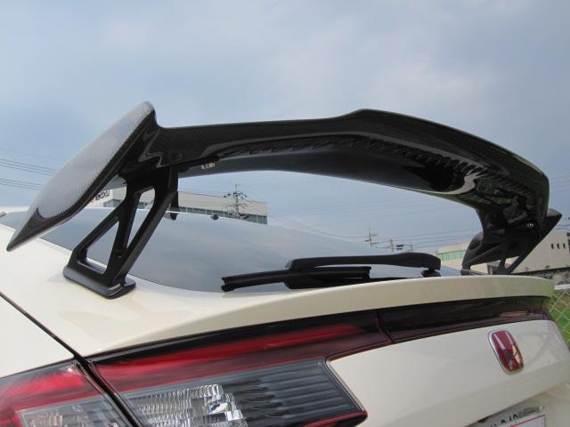 シビック タイプR タイプR(4名)スプーンサス モデューロカーボンリアスポ(20枚目)