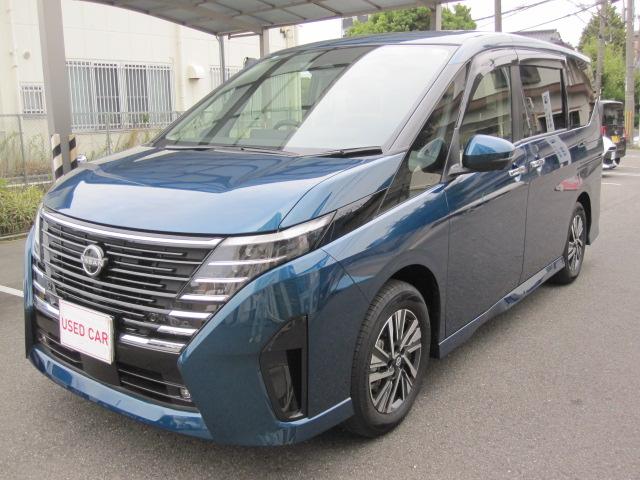 セレナ e-パワー ハイウェイスターV 防水シート 12.3インチナビ アラウンドビュー プロパイロット(4枚目)