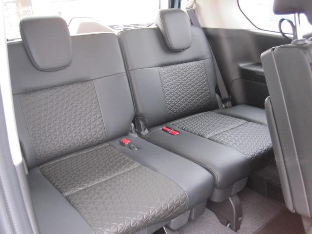 セレナ e-パワー ハイウェイスターV 防水シート 12.3インチナビ アラウンドビュー プロパイロット(25枚目)