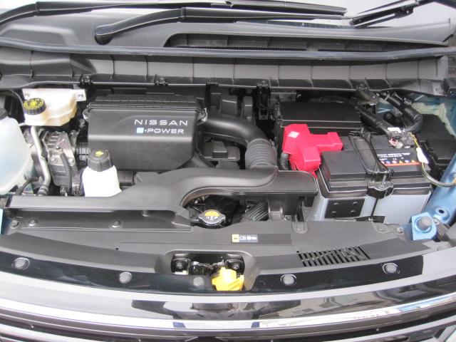 セレナ e-パワー ハイウェイスターV 防水シート 12.3インチナビ アラウンドビュー プロパイロット(34枚目)