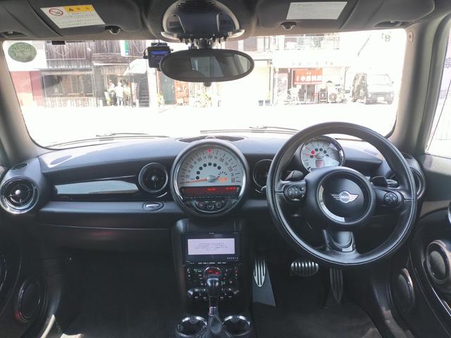 MINI インスパイアード・バイ・グッドウッド 禁煙車・ETC・純正A/W・ドラレ・Bカメラコ・パードルシフト・クルーズコントロール(12枚目)