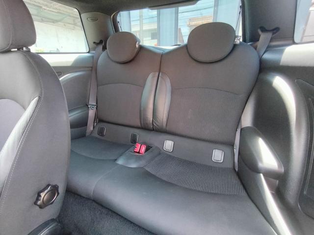 MINI インスパイアード・バイ・グッドウッド 禁煙車・ETC・純正A/W・ドラレ・Bカメラコ・パードルシフト・クルーズコントロール(65枚目)