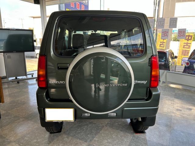 ジムニー ランドベンチャー　特別使用車　届出済未使用車！（9枚目）