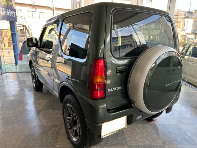 ジムニー ランドベンチャー　特別使用車　届出済未使用車！（10枚目）