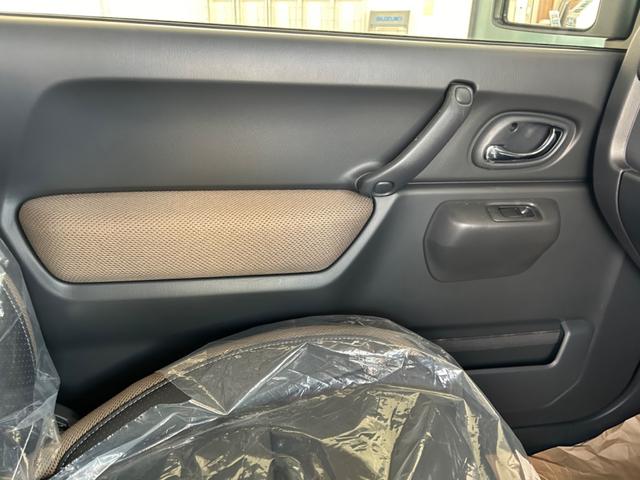 ジムニー ランドベンチャー　特別使用車　届出済未使用車！（27枚目）