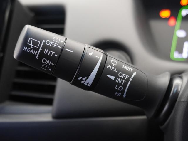 フィット ｅ：ＨＥＶホーム　１年保証　ナビ　ドライブレコーダー　バックカメラ　ＥＴＣ　クルーズコントロール　地デジ　Ｂｌｕｅｔｏｏｔｈ　スタートストップスイッチ（30枚目）