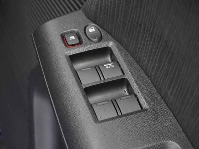 フリード Ｇプレミアムエディション　１年保証　ナビ　ドライブレコーダー　バックカメラ　ＥＴＣ　両側電動スライドドア　Ｂｌｕｅｔｏｏｔｈ　地デジ　オートライト（24枚目）