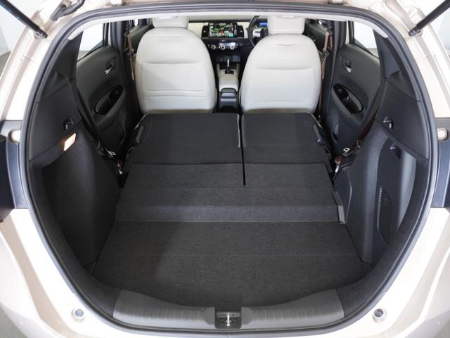 フィット ｅ：ＨＥＶホーム２０周年特別仕様車メゾン　１年保証　ナビ　ドライブレコーダー　バックカメラ　ＥＴＣ　クルーズコントロール　Ｂｌｕｅｔｏｏｔｈ　地デジ　スタートストップスイッチ（28枚目）