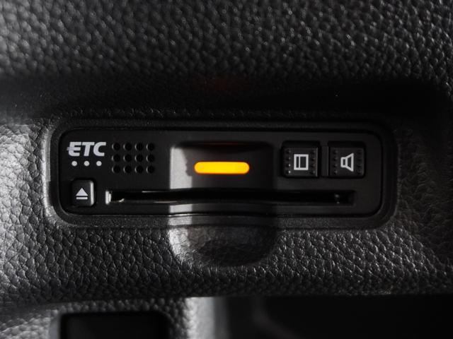 Ｎ－ＢＯＸカスタム Ｇ・Ｌホンダセンシング　１年保証　ナビ　バックカメラ　ＥＴＣ　片側電動スライドドア　Ｂｌｕｅｔｏｏｔｈ　地デジ　ＬＥＤヘッドライト　オートエアコン　スタートストップスイッチ（4枚目）