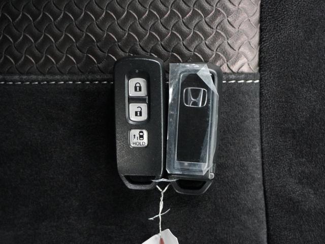 Ｎ－ＢＯＸカスタム Ｇ・Ｌホンダセンシング　１年保証　ナビ　バックカメラ　ＥＴＣ　片側電動スライドドア　Ｂｌｕｅｔｏｏｔｈ　地デジ　ＬＥＤヘッドライト　オートエアコン　スタートストップスイッチ（16枚目）