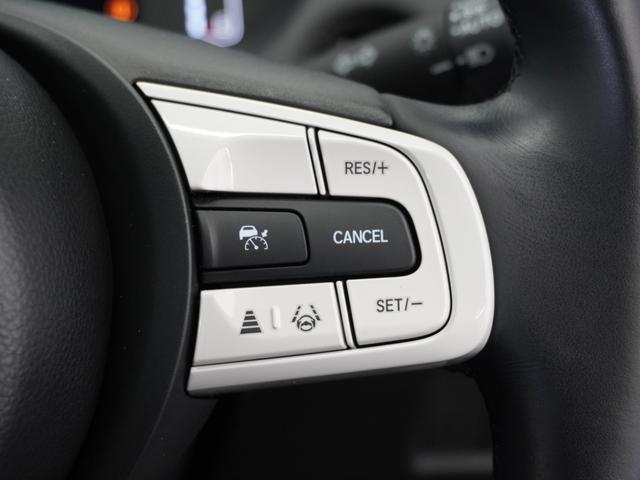 フィット ｅ：ＨＥＶホーム　２年保証　ナビ　ドライブレコーダー　バックカメラ　ＥＴＣ　クルーズコントロール　Ｂｌｕｅｔｏｏｔｈ　地デジ　スタートストップスイッチ　オートエアコン（10枚目）