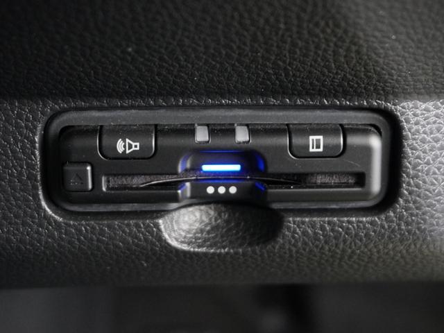 Ｎ－ＯＮＥ プレミアムツアラー　２年保証　ナビ　ドライブレコーダー　バックカメラ　ＥＴＣ　クルーズコントロール　Ｂｌｕｅｔｏｏｔｈ　地デジ　オートエアコン（6枚目）