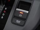 オートブレーキホールド機能付き電子パーキングブレーキ！ブレーキペダルを足から離しても停車状態を保ちます。アクセルを踏めば自動でブレーキが解除され、発進可能！