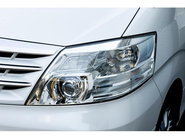 アルファードＶ ＭＺ　後期モデル　新品タイヤ　両側パワスラ　ストラーダメモリーナビ　フルセグ　ＤＶＤ　バックカメラ　スマートエントリー　クルーズコントロール　ＡＦＳ　ＥＴＣ　ヘッドランプレンズクリア再塗装（8枚目）