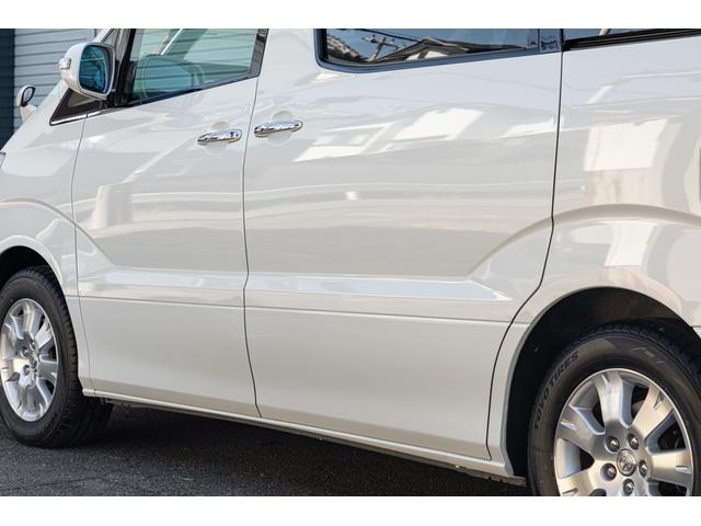 アルファードＶ ＭＺ　後期モデル　新品タイヤ　両側パワスラ　ストラーダメモリーナビ　フルセグ　ＤＶＤ　バックカメラ　スマートエントリー　クルーズコントロール　ＡＦＳ　ＥＴＣ　ヘッドランプレンズクリア再塗装（10枚目）